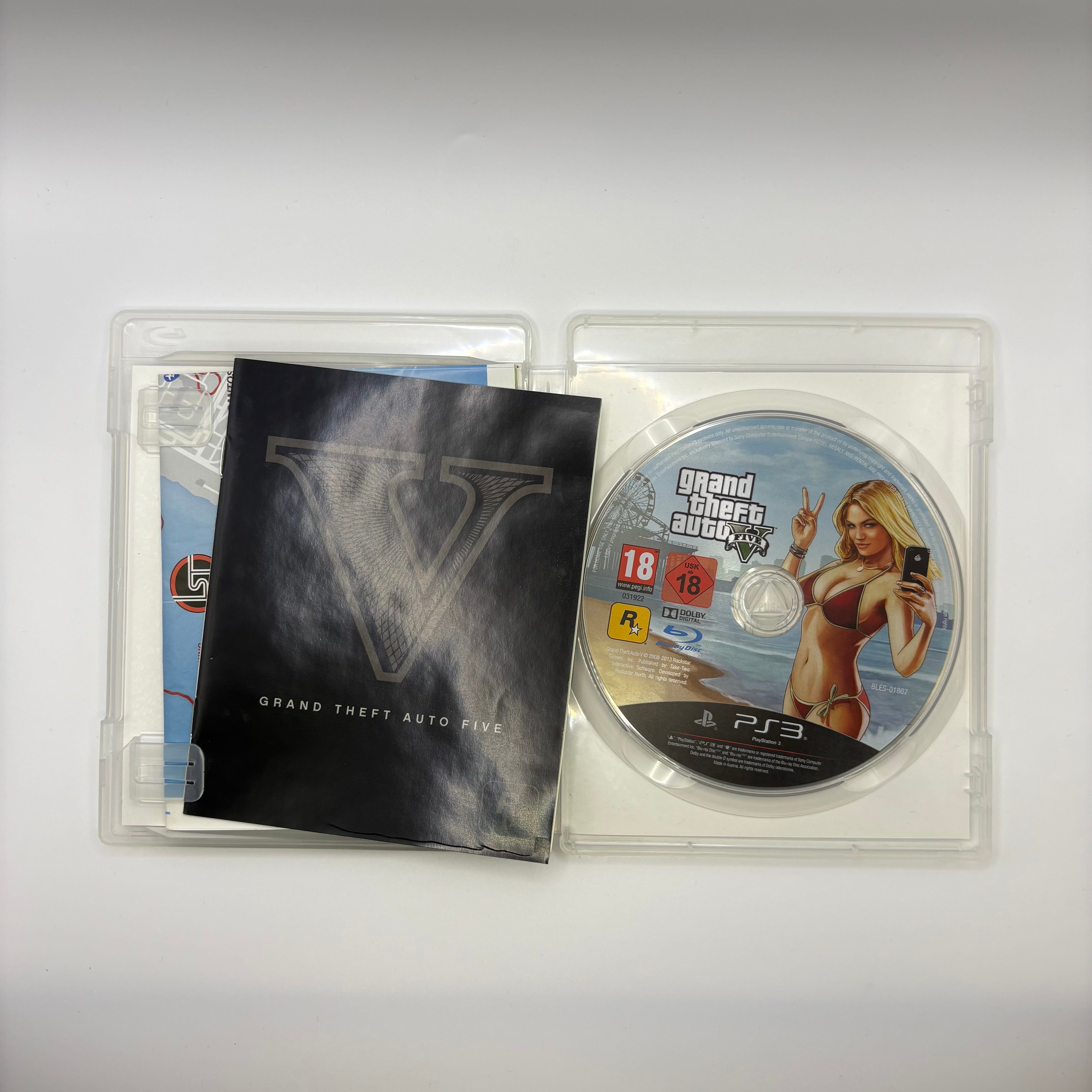 Grand Theft Auto V - (PAL)